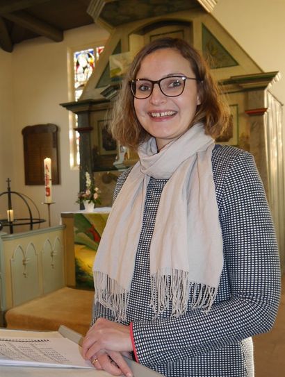 Pastorin Christina Riegert verlässt Gemeinde.  Foto: eb.