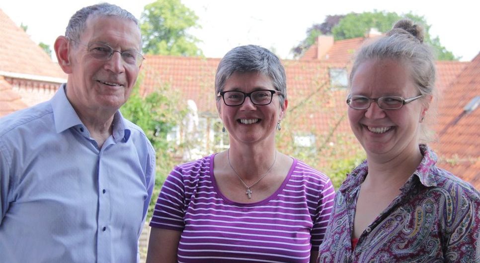 Ulrich Wahl, Sylvia Best und Maria Hartmann-Mrochen bieten Kurse zum Thema Sterbebegleitung an.  Foto: jm