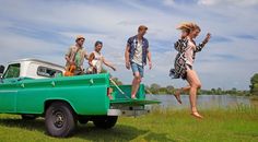 Ein Besuch bei der Fachwerkstatt vor der großen Fahrt in den Urlaub schützt vor ärgerlichen Pannen.
Foto: djd/Robert Bosch GmbH