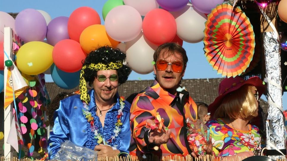 Schrilles Outfit war beim Börde-Move im Rahmen das Bartholomäusmarktes angesagt.  Foto: sla