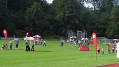 BeimKNAX-Sportfest wurde im Stadion in den unterschiedlichsten Disziplinen um Punkte, Weiten und Zeiten gerungen.  Foto: hc