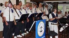 Beim Shanty-Chor Insel Usedom gibt Uschi Hallaschk den Ton an. Foto: khe