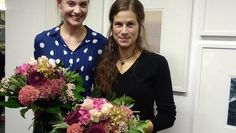 Historikerin Anne Krüger hielt für die Stadtmalerin Melanie Siegel die Laudatio fauf ihrer Abschlussveranstaltung im Alten Rathaus. Foto: fr