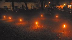 Unter den alten Bäumen in dem kleinen Borgfelder Park steht die Besinnlichkeit im Mittelpunkt. 
  Foto: eb