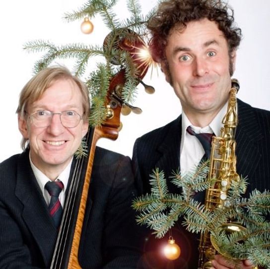 Neuen Swing und Drive verleihen „die Experten“ den traditionellen Weihnachtsliedern. Foto: eb