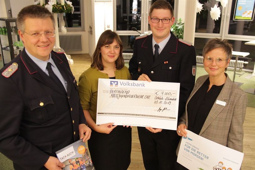 Jan Hinken, Carolin Novak (Stadtwerke), Björn Finken und Tina Hoffmann.   Foto: jm