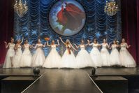 Die neueste Brautmode wird in einer großen Modenschau den zukünftigen Bräuten vorgestellt.
Foto: Martin Elsen