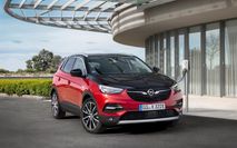 Der Opel Grandland X Plugin-Hybrid kommt pünktlich zum Angrillen am 18. Januar bei den Händlern an. Foto: Opel Automobile GmbH