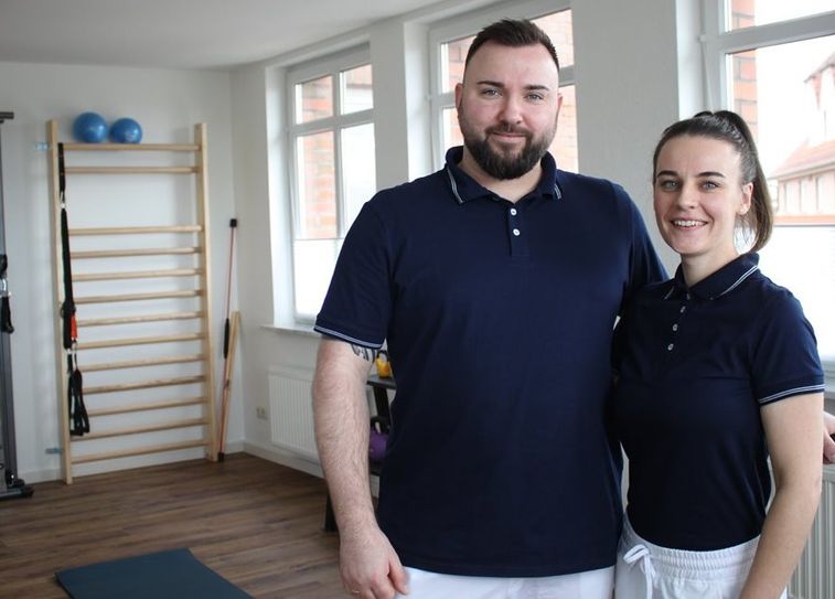 Martin und Tatjana Monser eröffnen im März ihre neue Physiotherapiepraxis am Marktplatz in Schwanewede.   Foto: jm