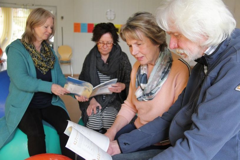 Angelika von Hollen, Ulrike Gnutzmann, Margrit Witt und Gerhard Krümpelbeck (v li.) stellten das neue Programm des Kneipp-Vereins vor. Auch für Kinder ist dieses Mal etwas dabei. Foto: jm