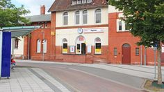 Im Bahnhofsgebäude gibt es ab dem 1. Juli eine neue Tourist-Information, die von den Mitarbeiter*innen der DB Agentur betreut wird.  Foto: jm