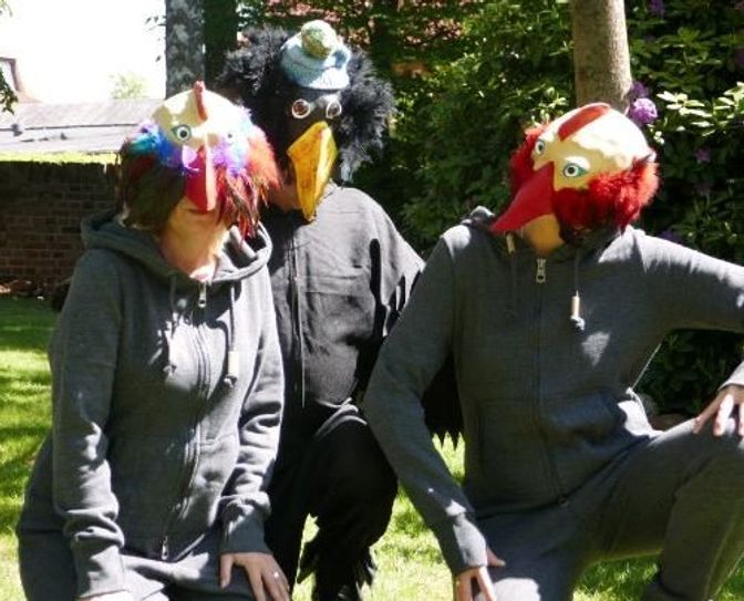 Schauspieler des Bremer Tournee-Theaters wollen für einen bewussten Umgang mit der Natur sensibilisieren.  Foto: eb