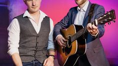 Das britische Duo „Bookends“ kommt am 22. Oktober in die Stadthalle, um die ursprünglich für April geplante Simon &amp; Garfunkel Tribute Show nachzuholen.  Foto: eb