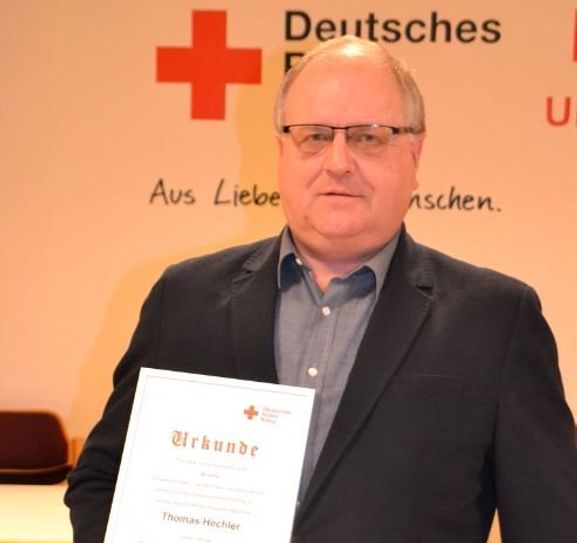 25-jähriges Dienstjubiläum beim DRK-Kreisverband Bremervörde: stellvertretender Kreisgeschäftsführer und kaufmännischer Leiter Thomas Hechler  Foto: St. Jeschke/DRK