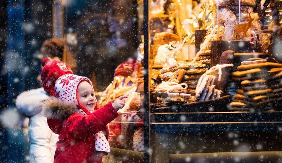 Mit Kontaktbeschränkungen unmöglich: Der Landkreis Osterholz rät in diesem Jahr dringend vom traditionellen Nikolauslaufen ab. Auf ihrer Website schlägt die Kreisverwaltung Alternativen für das zweite Adventswochenende vor.  Foto: AdobeStock/famveldman