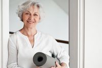 Wer regelmäßig trainiert, kann seine Beweglichkeit lange Zeit erhalten.
Foto: djd/Hermes Arzneimittel/jd-photodesign - stock.adobe.com