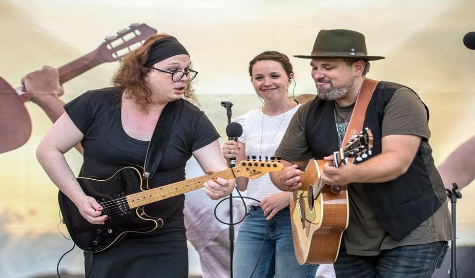 Die Ben Moske Band begeisterte rund 70 Konzertbesucher:innen.