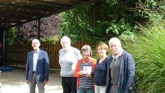 Peter Schnarrs, Harald Schreiner, Tanja Kramer, Anna Deutsch und Klaus Sass sind froh, dass die Aktion „Bewegen für den guten Zweck“ auch weiterhin Anklang findet und so Spenden gesammelt werden können. Foto: mf