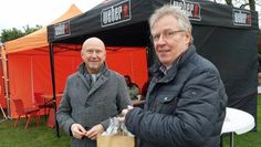 Bürgermeister Michael Hannebacher und Udo Driftmann (Leiter der Tafel Bremervörde).