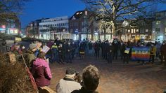 Die nächste Mahnwache soll am Dienstag, 8. März, wieder um 18.30 Uhr auf dem Marktplatz stattfinden.