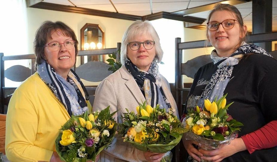 Marlies Schirmer (v. li.), Imke Spinken und Ina Geertsema sind sich einig: Mit einem guten Programm kann Frau im ländlichen Raum einiges bewegen.