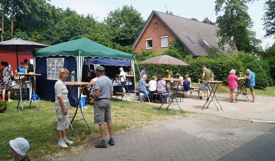 Bei R + S Fleisch und Moin Tasting lassen die Gäste ihre Gaumen verwöhnen