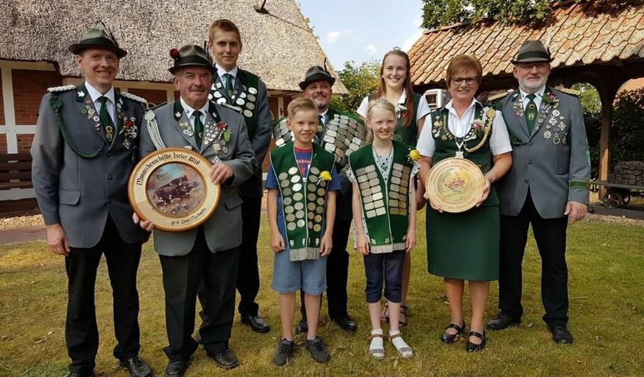 Das amtierende Königshaus lädt vom 22. bis 24. Juli zum Schützenfest ein. Foto: eb