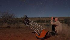 Christian Harder beobachtete die Schätze des Südhimmels bei einer Reise nach Namibia und teilt seine Erfahrungen bei einem Vortrag im Vereinsheim der AVL.