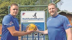 (v. l.) Sebastian Tiedemann und Tobias Wölbern freuen sich, dass der neue Multifunktionsplatz bei der Festwoche eingeweiht werden kann.