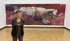 Farbenfrohen Goblins der Künstlerin Margaret Kelley – metergroße Leinwände, die faszinierende Geschichten erzählen. (Online finden sich weitere Bilder zu den Ausstellungen.)