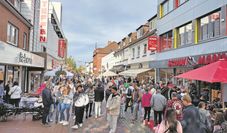 Der Ladenhütermarkt mit verkaufsoffenem Sonntag ist immer ein besonderes Einkaufserlebnis in der Bremervörder Innenstadt.