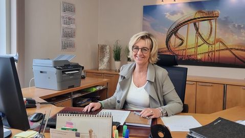 Will, dass sich ihre MItarbeiter:innen im Unternehmen wohlfühlen: Dipl.-Volkswirtin Ulrike Schrage.